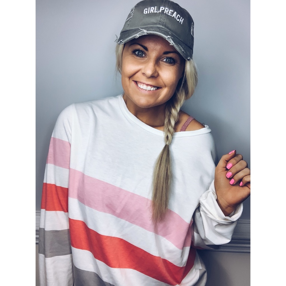 Oversized light weight pullover